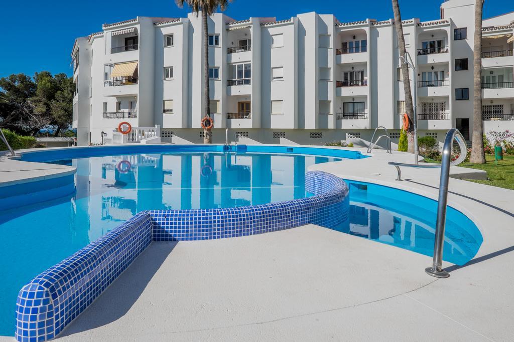 Apartamento Las Palmeras Nerja Rum bild