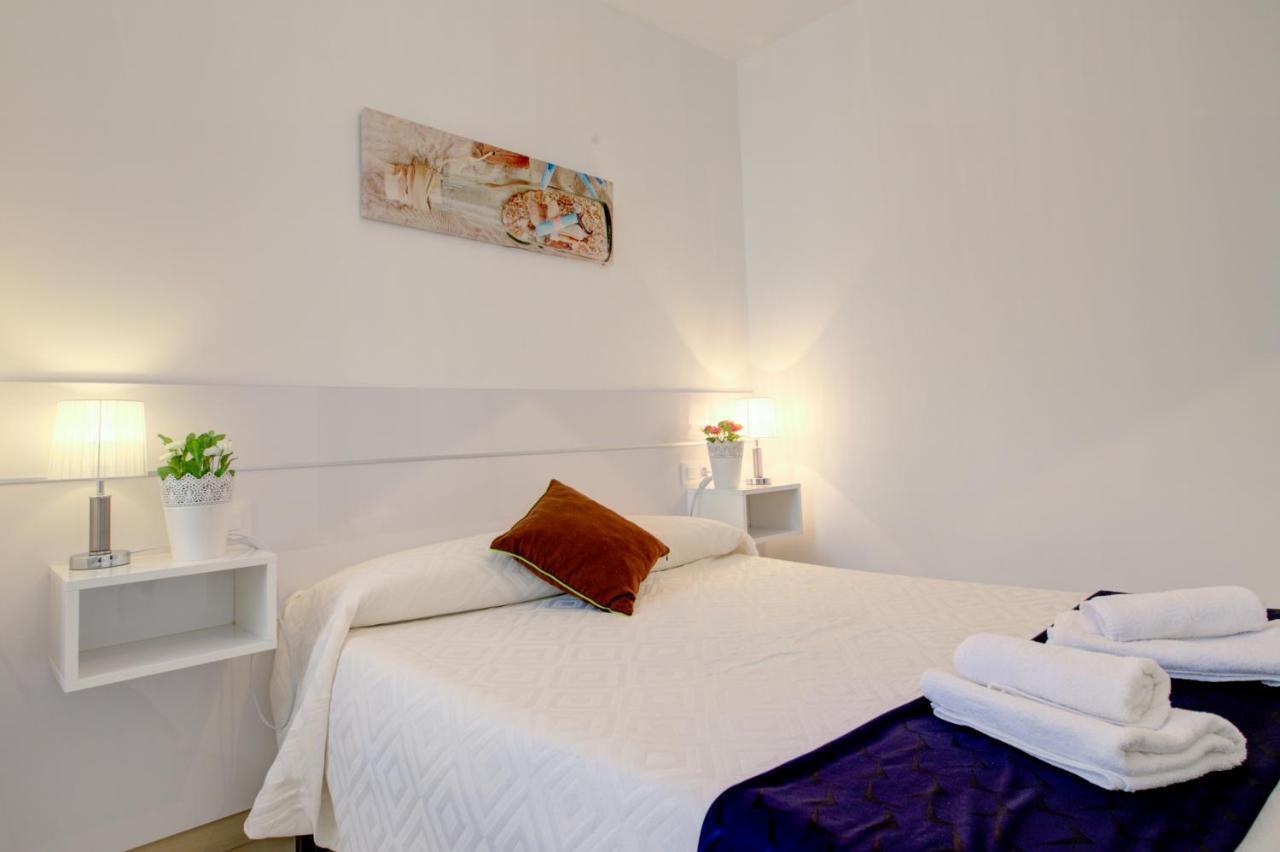 Apartamento Las Palmeras Nerja Exteriör bild