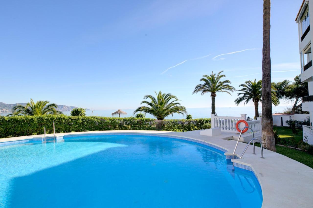 Apartamento Las Palmeras Nerja Exteriör bild